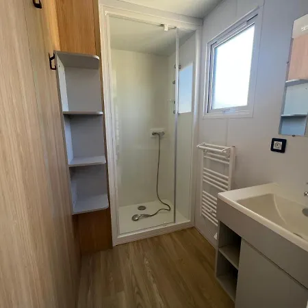 Marina Camping 5*